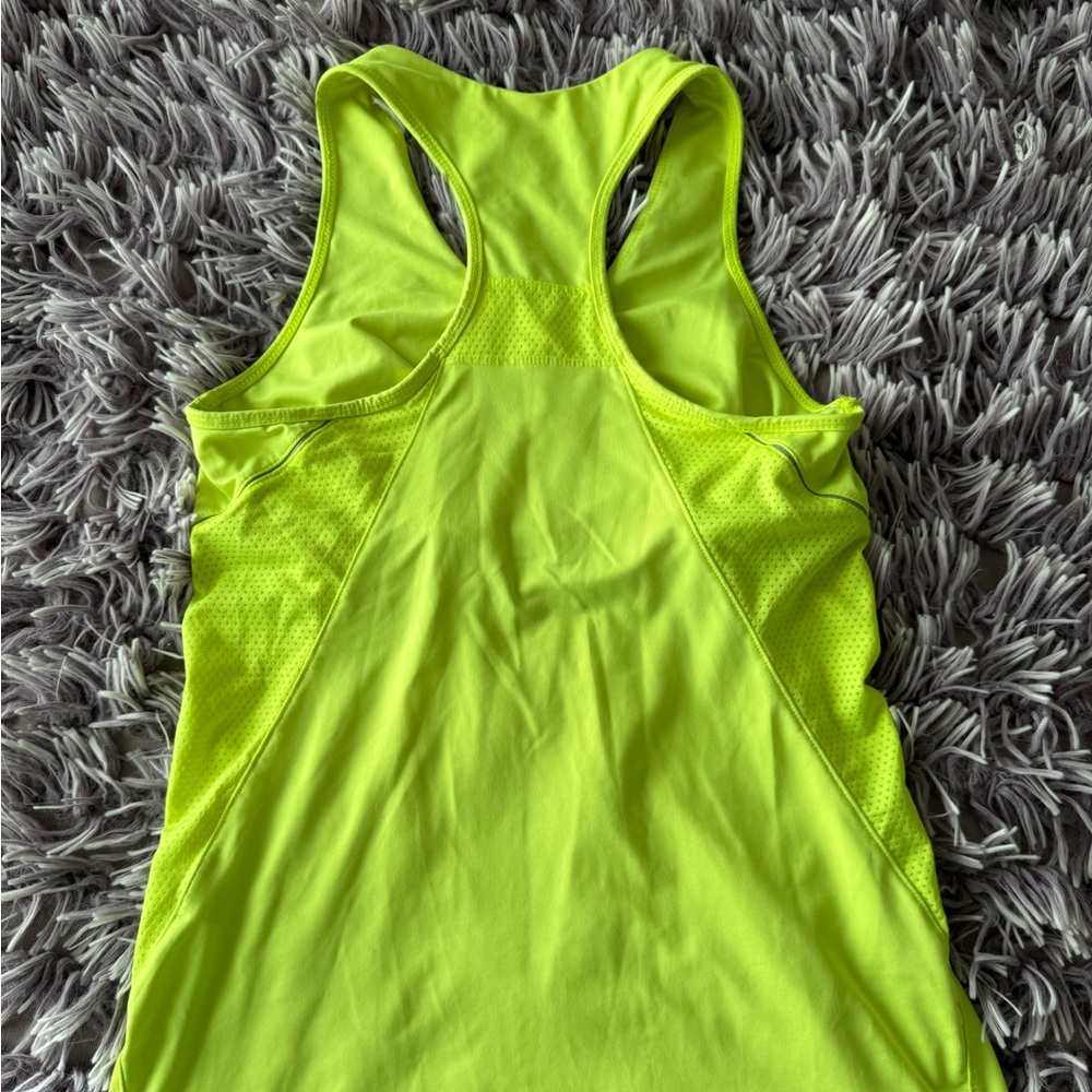 Workout shirt - Picture 3 of 3